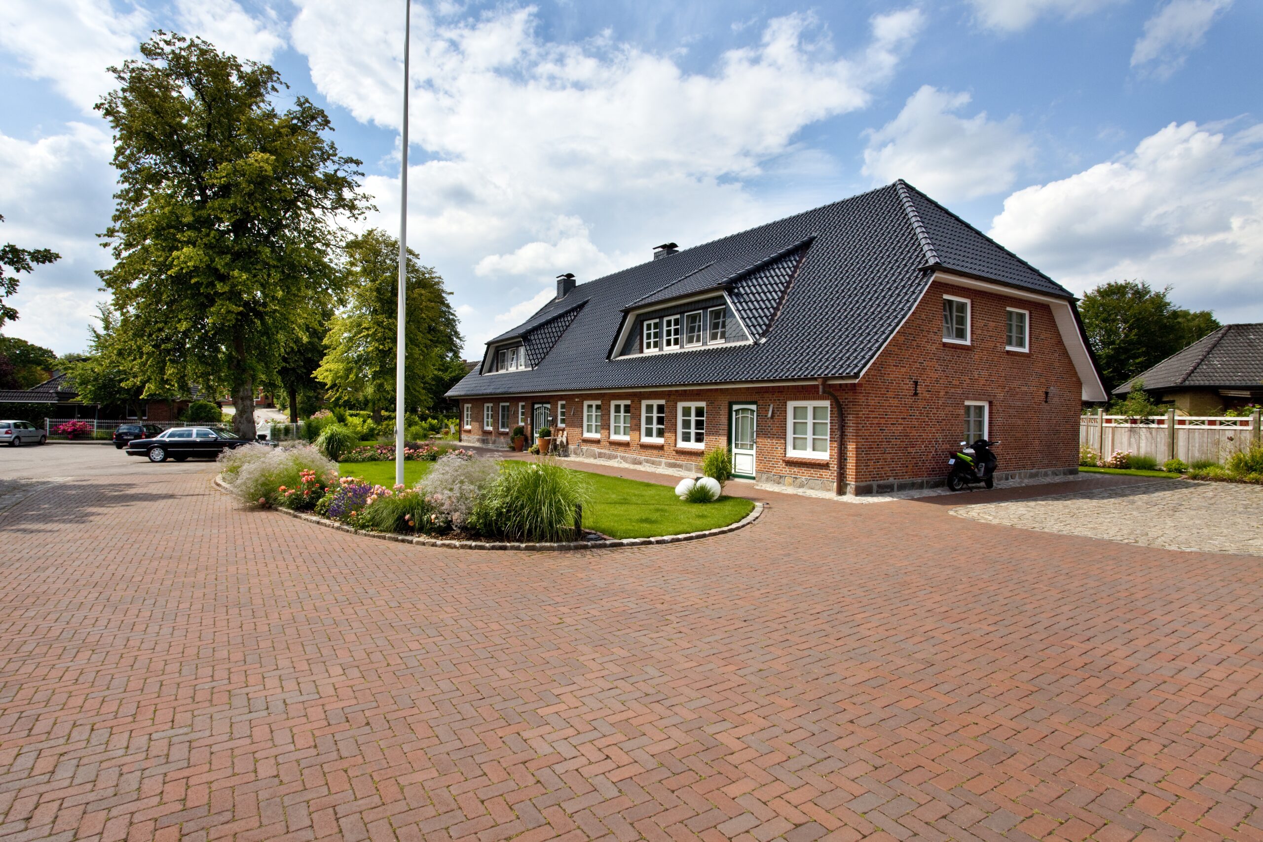 Paving clinkers